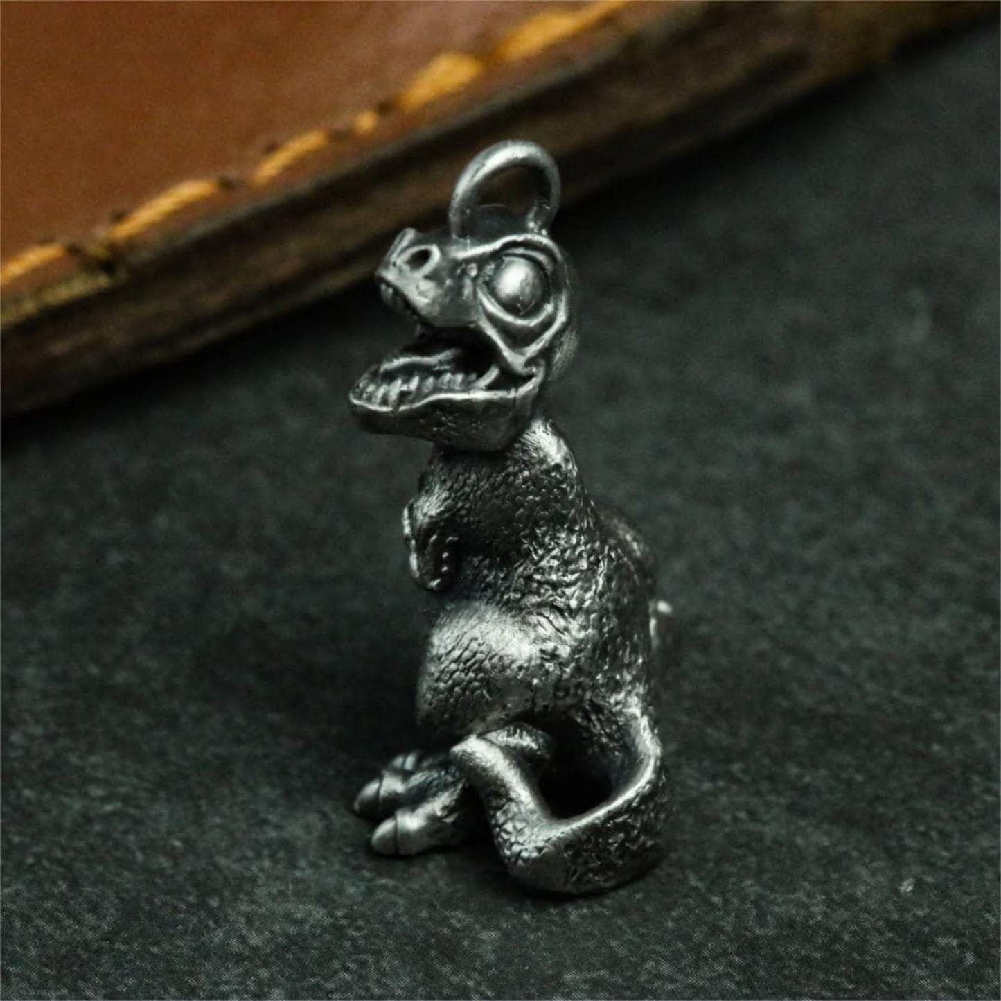 Tyrannosaurus 925 silver pendant necklace, dinosaur silver pendant, tyrannosaur pendant, handmade animal pendant