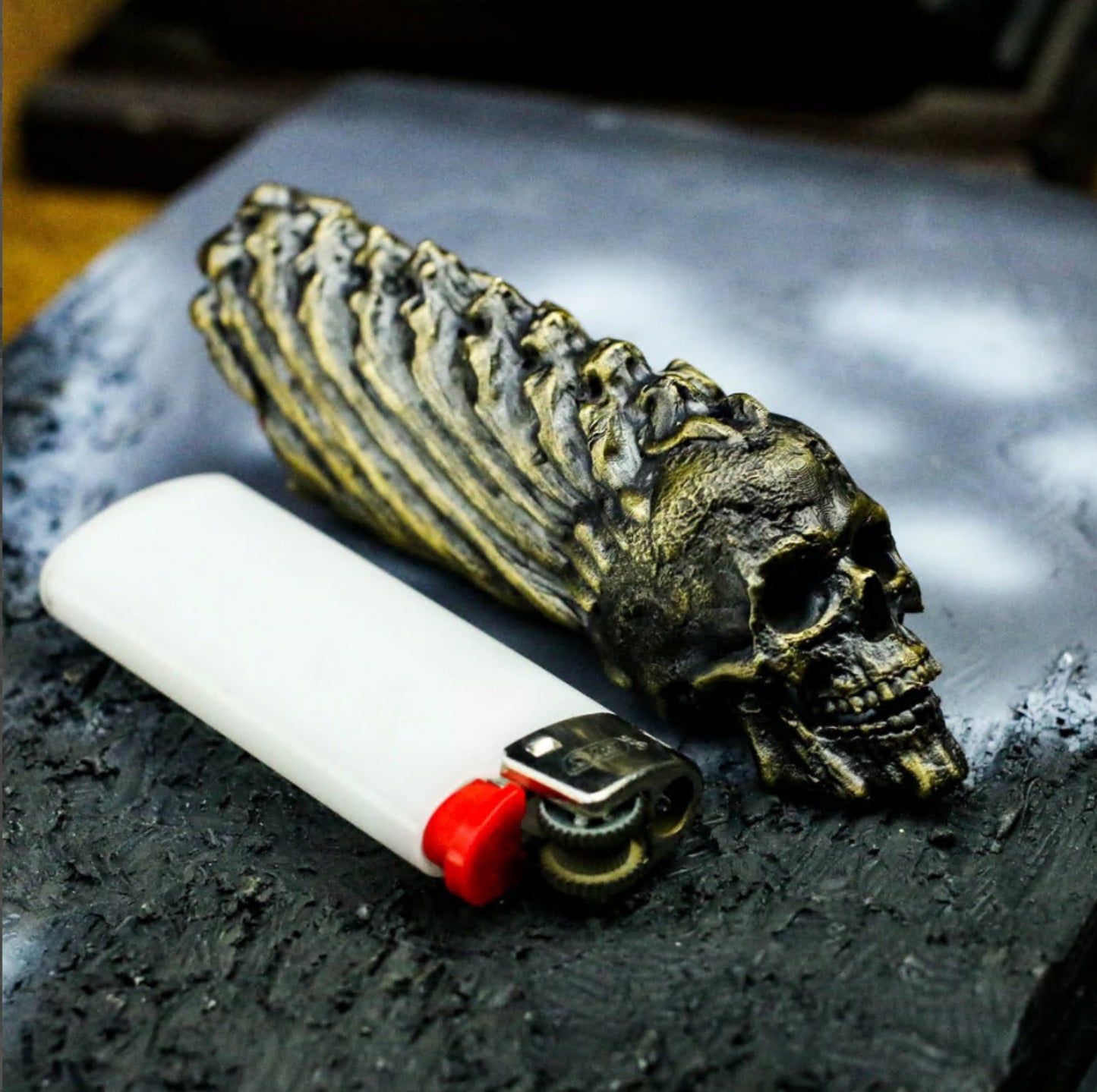 Silver/Brass skull spine lighter shell, classic bic lighter cupronickel brass shell, badass locomotive men's lighter - Handmade