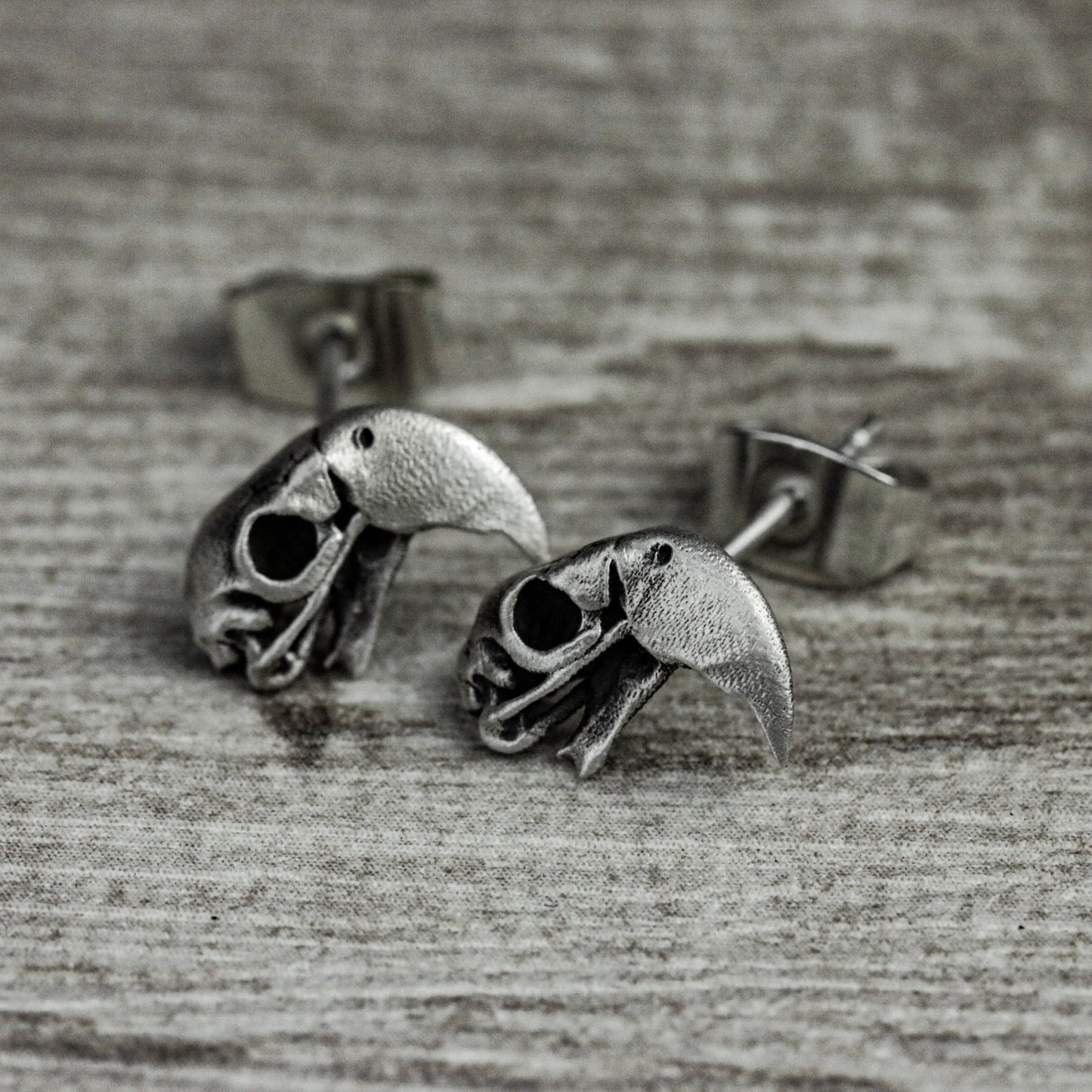 Parrot 925 silver earrings, small animal silver earrings, forest animals cute minimalist design earrings gift