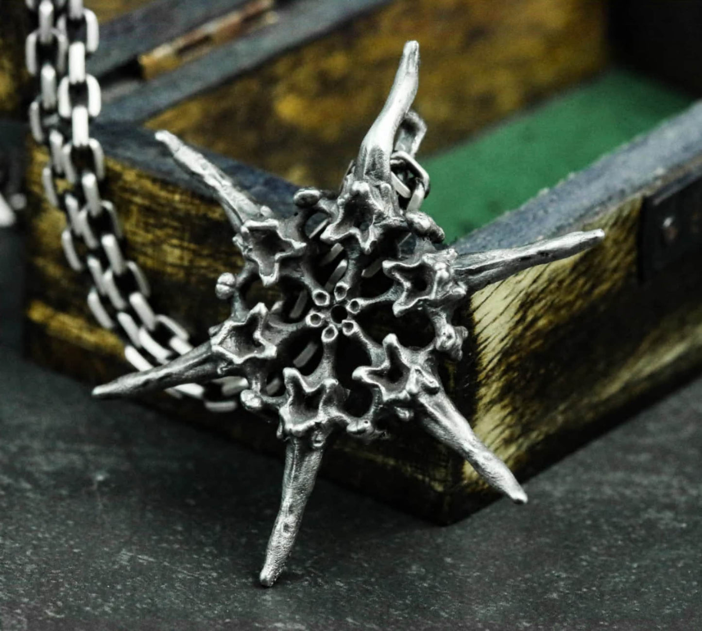 Spine Six Pointed Star 925 Silver Pendant Necklace, Bone Necklace, Spine Necklace, Bone Jewelry