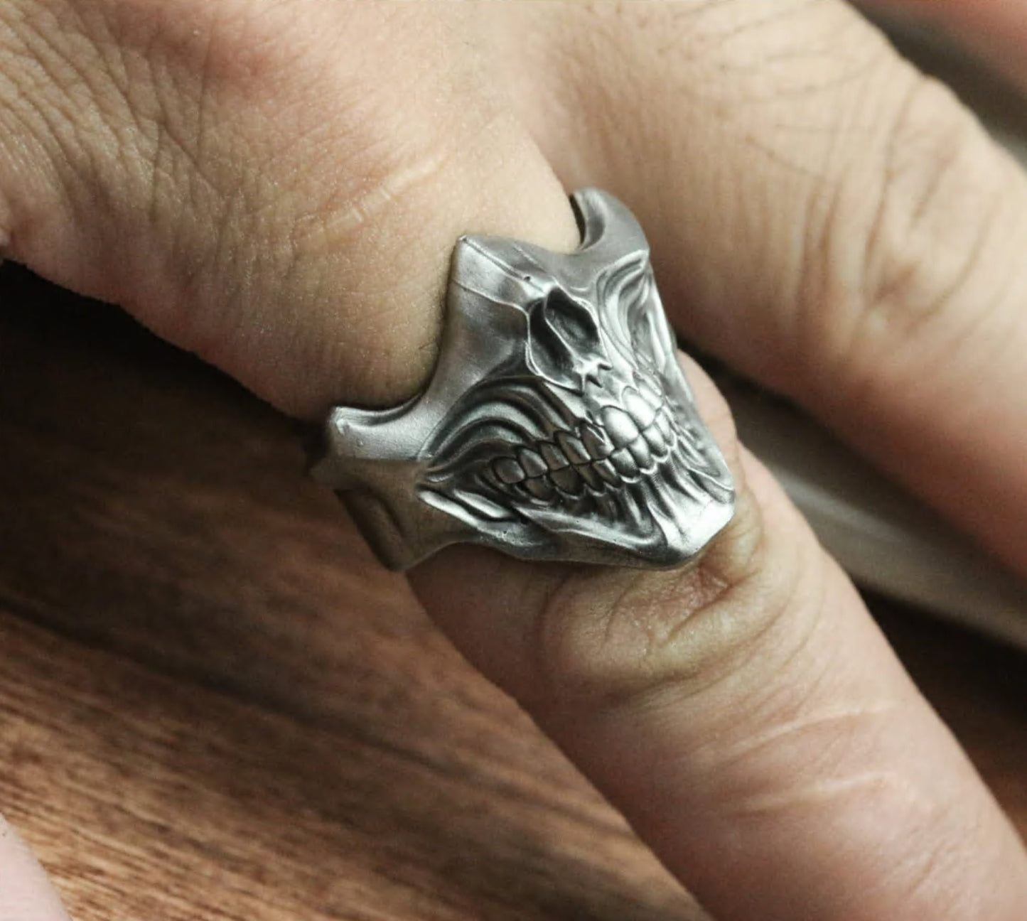 Horror Mask 925 Silver Ring, Gothic Smiley Silver Ring, Disgusting Mask on Finger