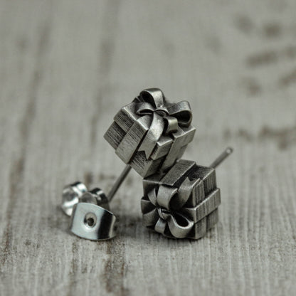 gift box earrings, box earrings, small earrings, mini earrings, small gifts, minimalist earrings