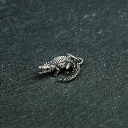 925 sterling silver crocodile pendant, crocodile necklace, animal necklace, wild animals, ferocious animals, lucky pendants, gifts for her