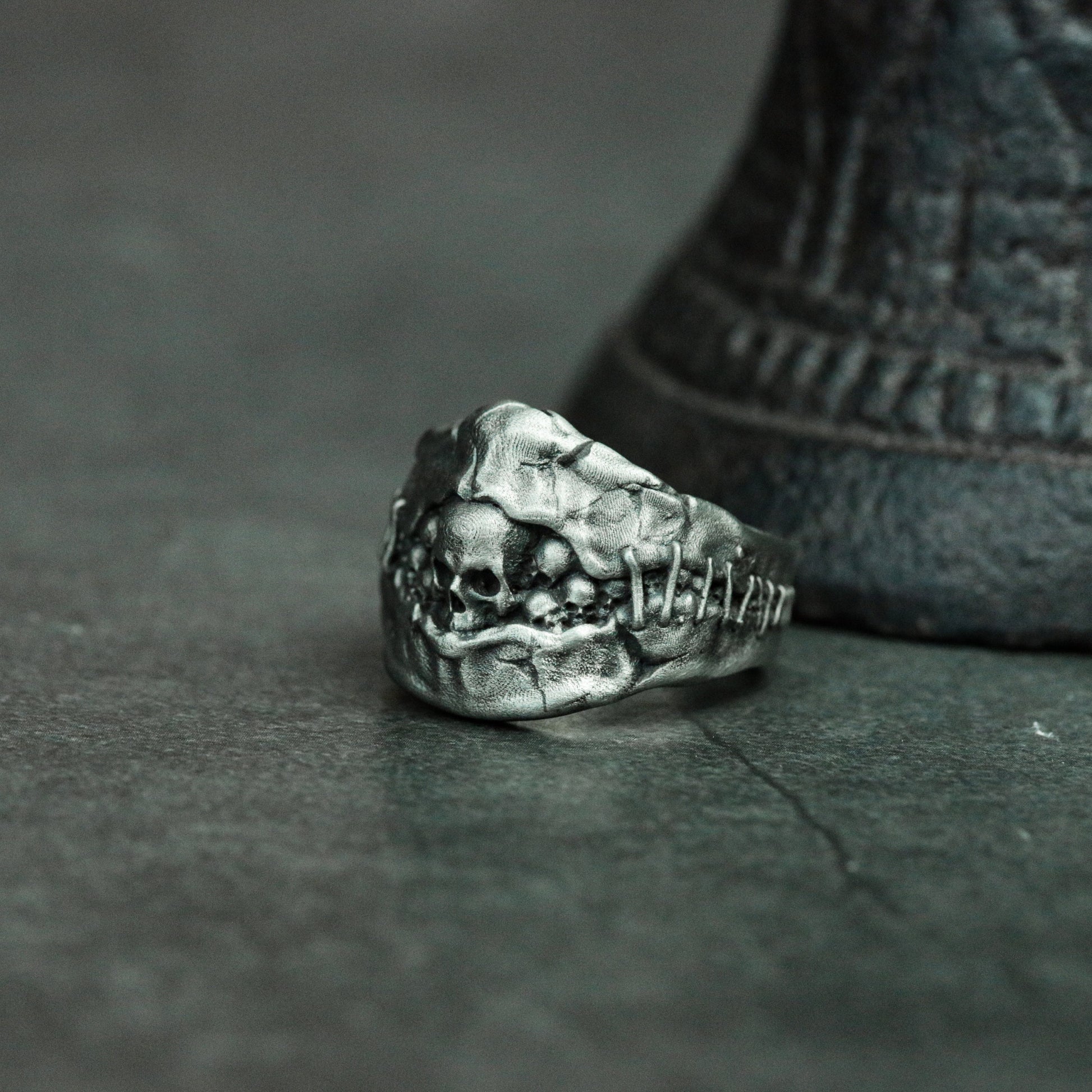 Stitched skull 925 silver ring, Hell's Gate ring, cracked gothic skull ring dark gift - SATANHORN