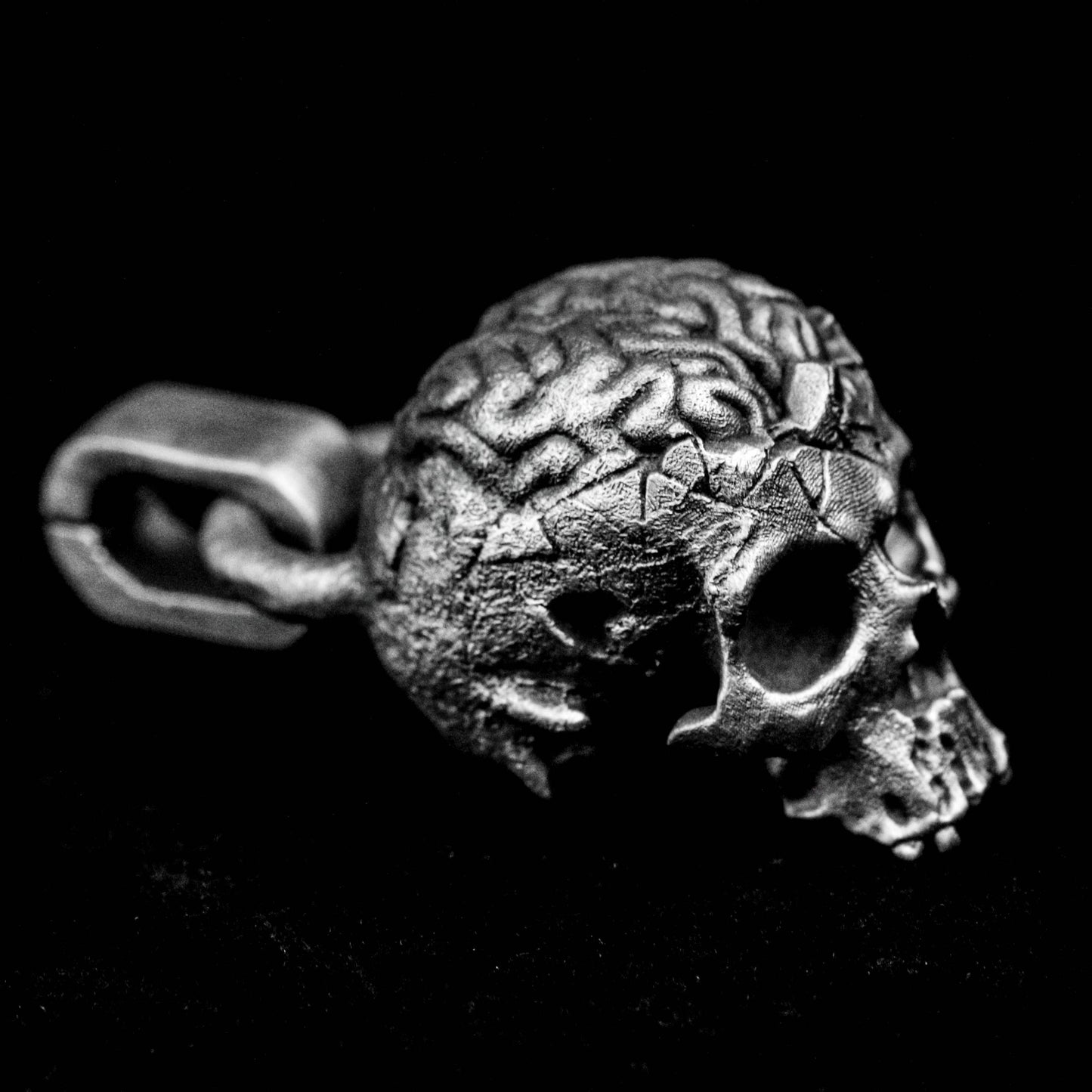 Brain silver pendant. Skull pendant, domineering three-dimensional silver ornament, skull pattern pendant, custom jewelry