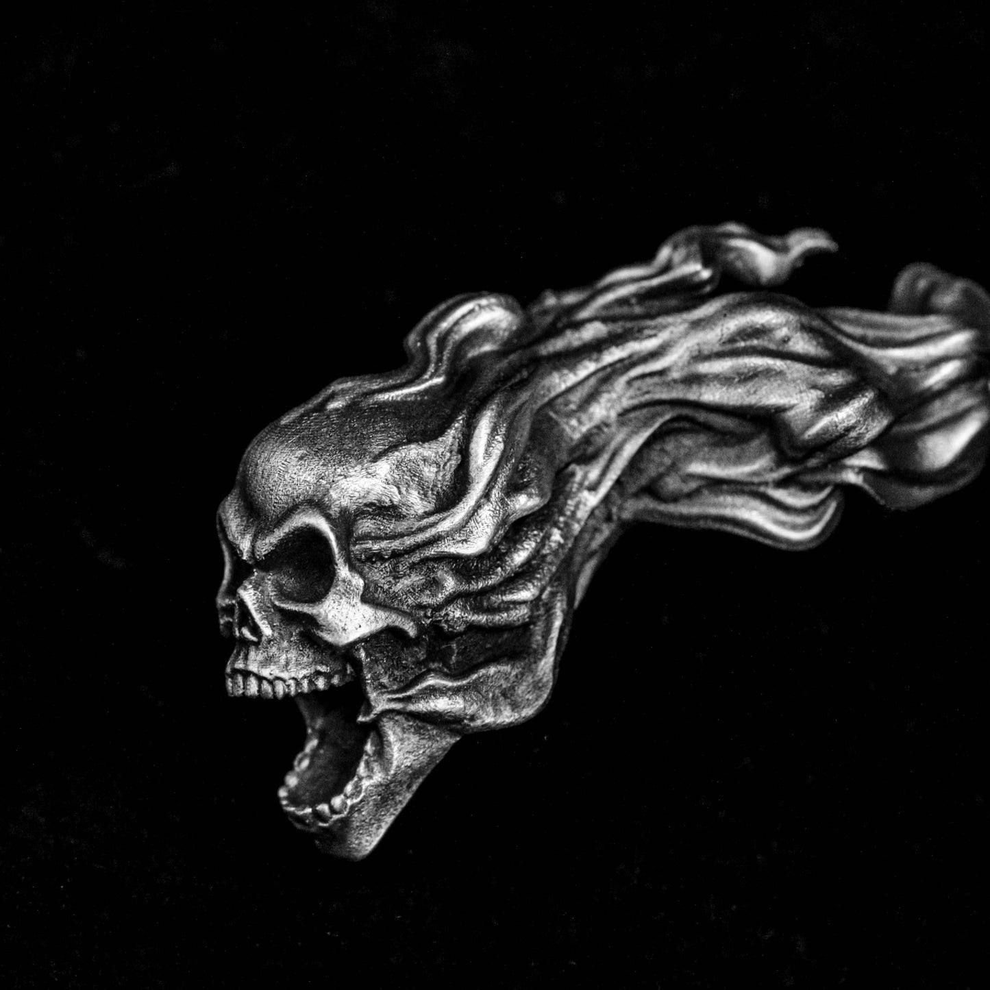 Roaring Skull Pendant Fire Necromancer's Silver, Flowing Fire, Passionate Jewelry, Dark Vintage Pendant. Five Elements Fire Key Pendant