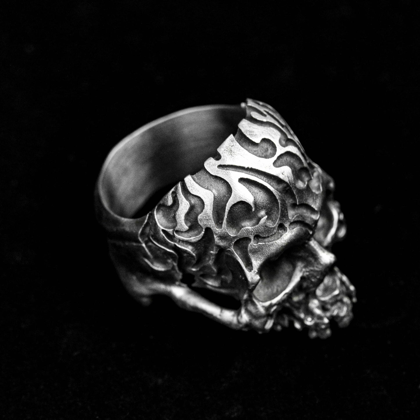 Hollow Ring Skull Brass Ring Mandibleless Silver Ring Tough Guy Hand Carved Simple Teeth Lightweight Silver Debossed Skull Skull