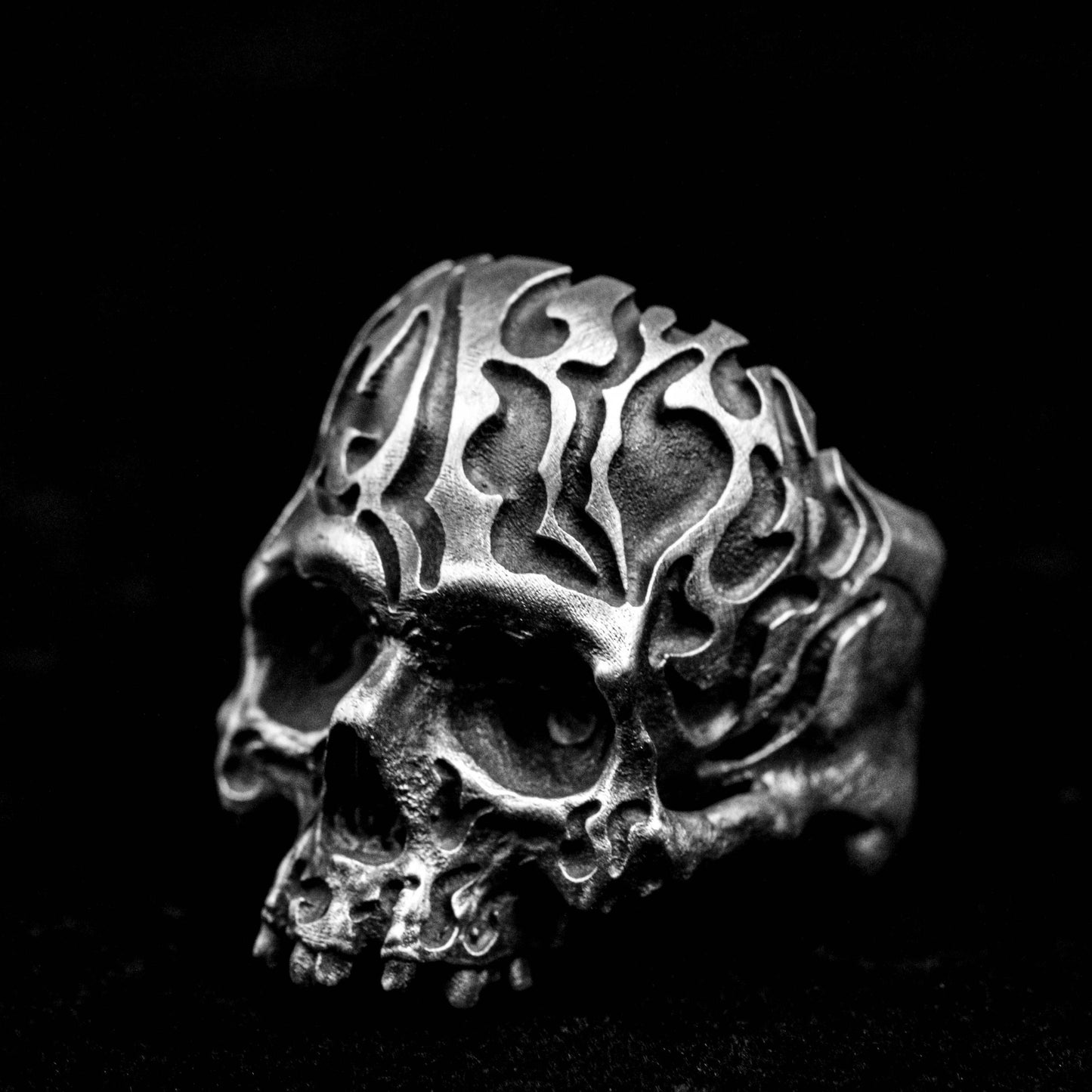 Hollow Ring Skull Brass Ring Mandibleless Silver Ring Tough Guy Hand Carved Simple Teeth Lightweight Silver Debossed Skull Skull