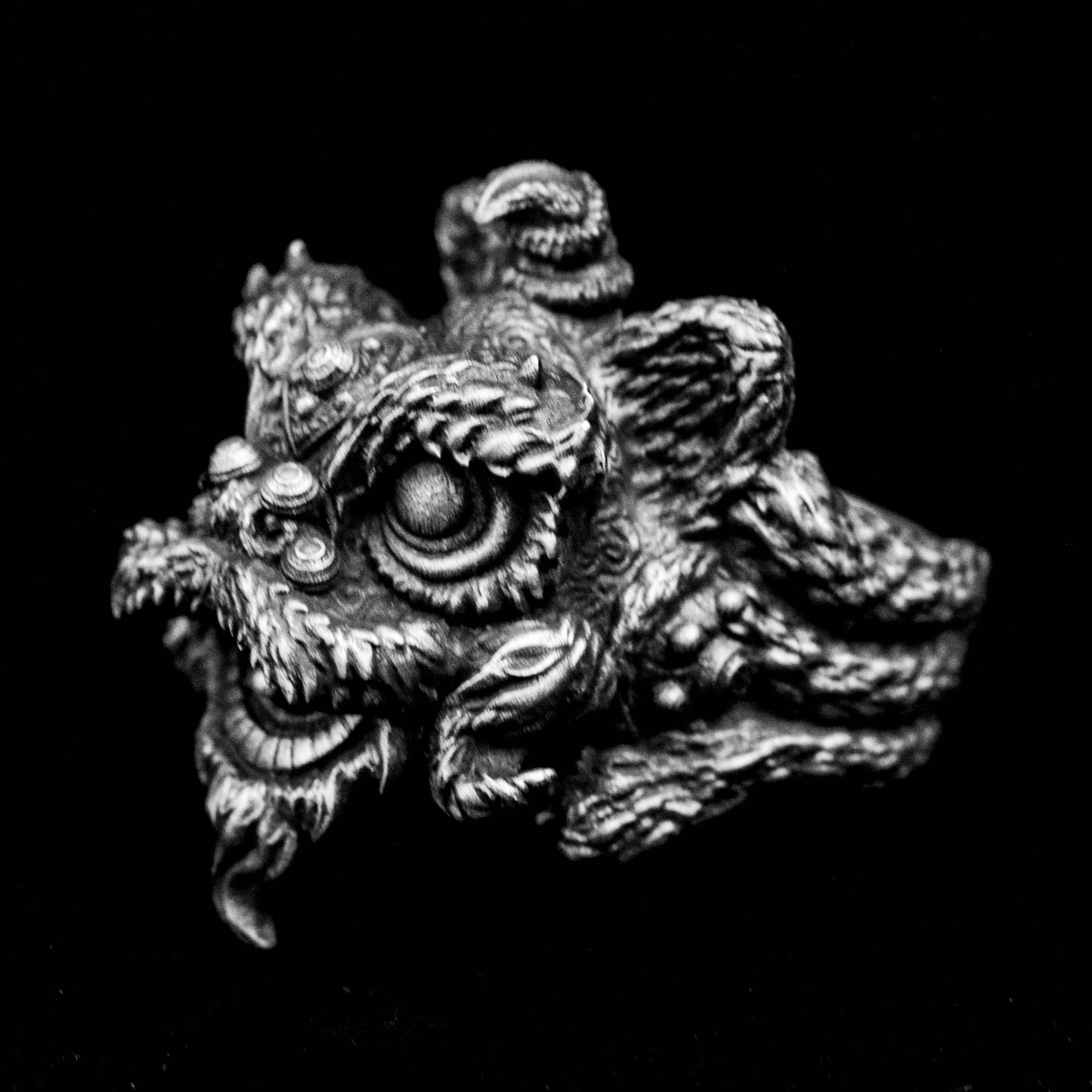 Chinese style silver jewelry Lion Tang lion Southern lion Mythical beast Ring Animal jewelry Auspicious objects King power accessories