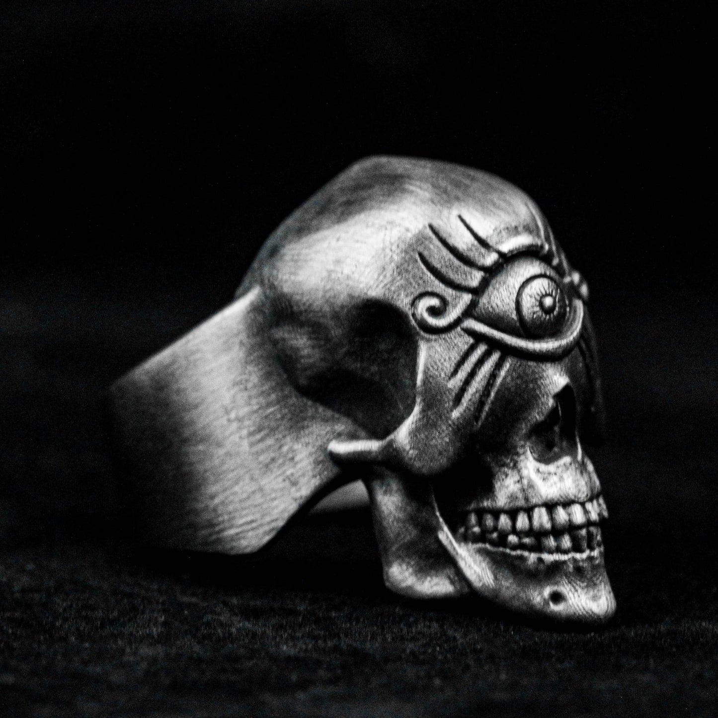 Hell's Eye Addiction Ring, Skull Brass Ring, Inlaid Silver Ring, Faceless Mask Ring, Warrior Personality Ring, Single Eye Single Ring