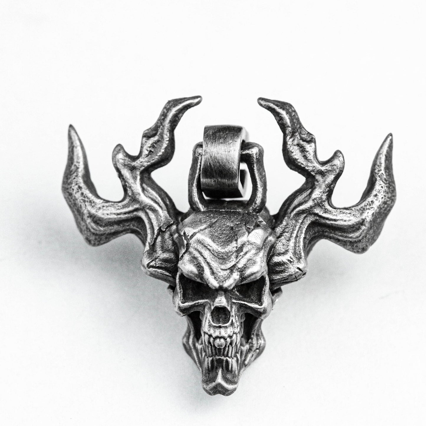 Regional leader pendant, soul chariot pendant, industry fire skull brass pendant, devil pendant, monster handsome jewelry