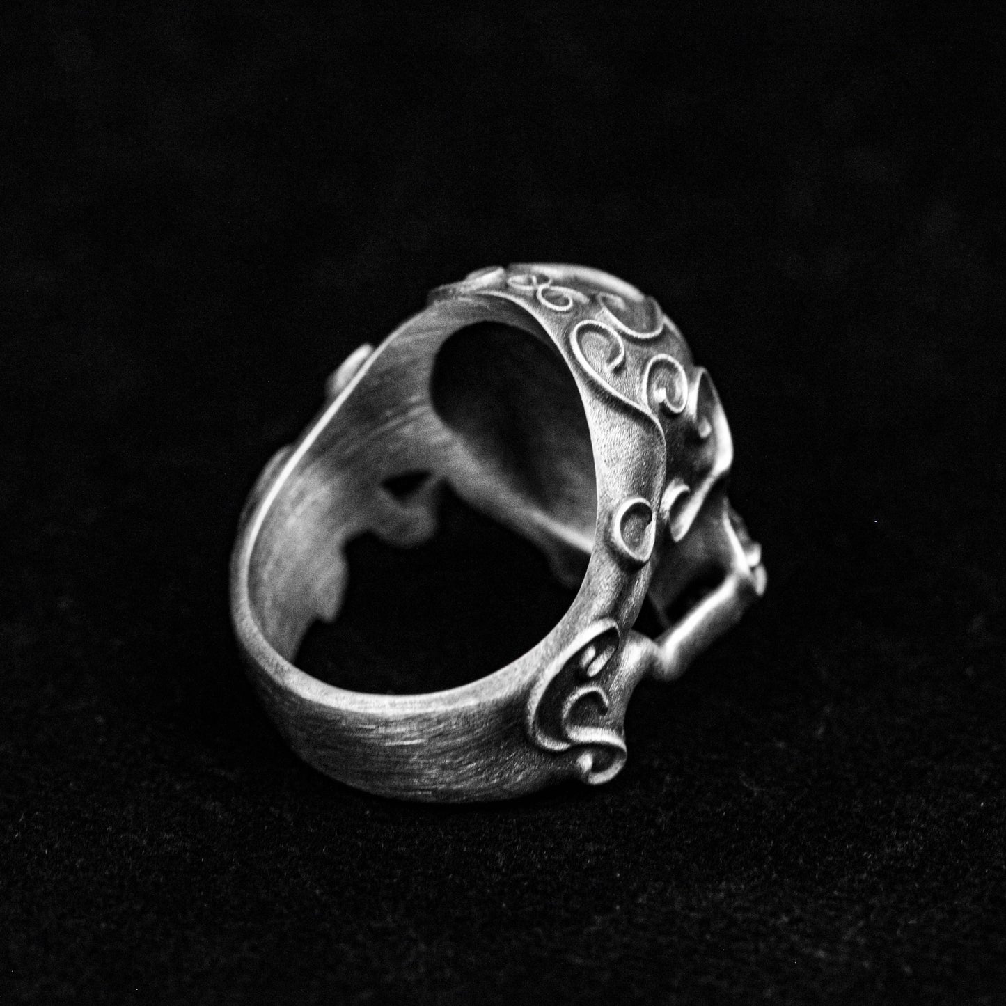 Silver Skull Ring, Scroll Ring, Totem Silver Ring, Vintage Brass Ring, Skull Brass, Skull Ring, Silver Ring, Open Ring,