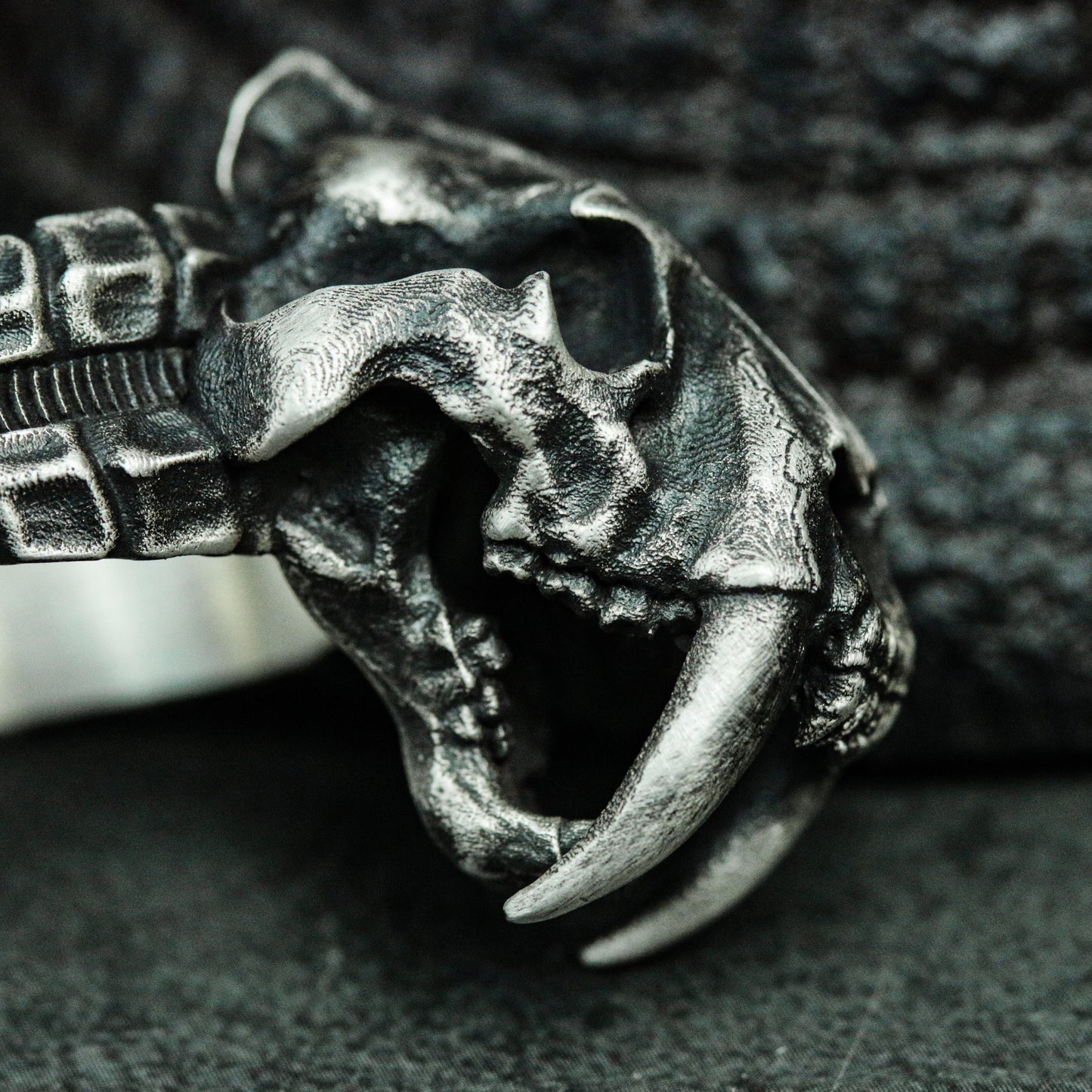 Saber-tooth tiger skull 925 silver ring, original tiger ring, imitation stone bone silver ring unique