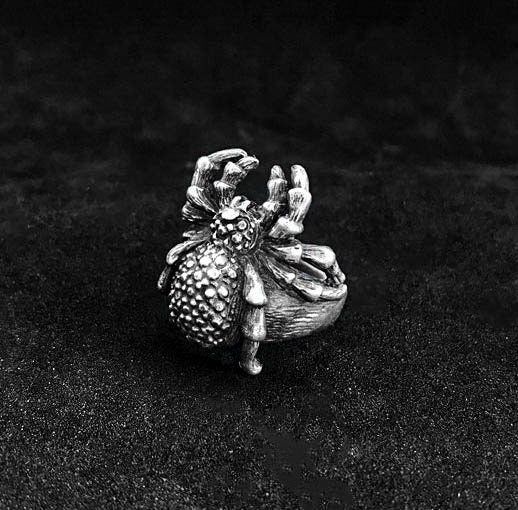 Large Spider Ring - Hand Cast Spider Ring - Realistic Spider Ring for Men - Vintage Creative Spider Jewelry - Sterling Silver Insect Ring