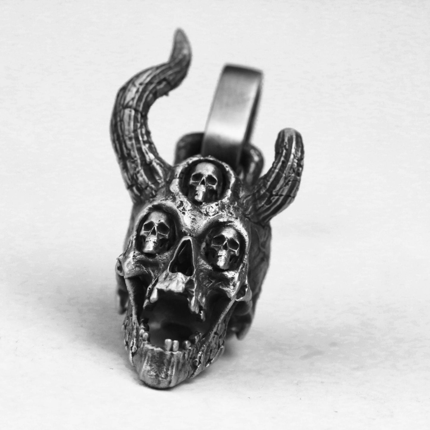 925 silver three-eyed skull pendant, demon pendant, horned skull pendant, evil clown clown skull pendant necklace