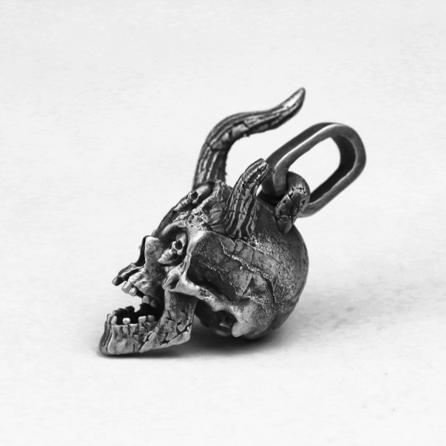 925 silver three-eyed skull pendant, demon pendant, horned skull pendant, evil clown clown skull pendant necklace