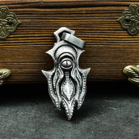 Eye of Cthulhu 925 Silver Pendant Necklace - Soul Totem of Cthulhu - Mythical Octopus Pendant