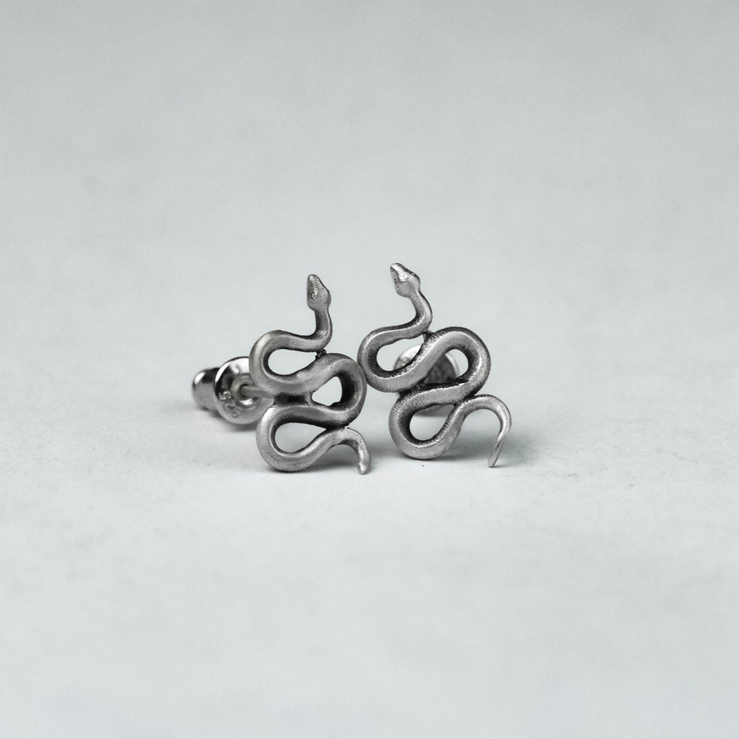 A pair Snake 925 silver earrings, animal silver earrings, handmade gift personalized charm venomous snake earrings