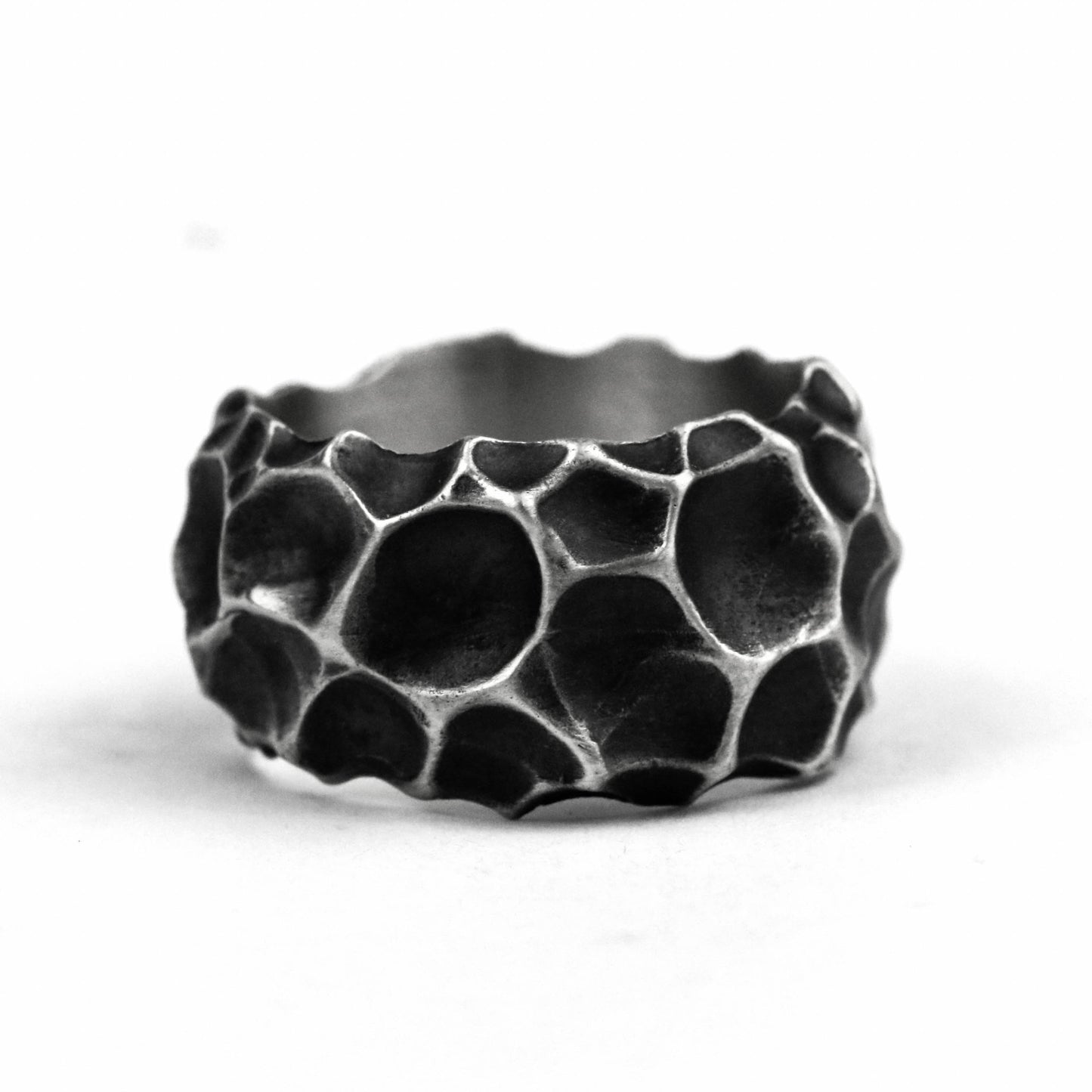 Hammer ring crater ring volcanic stone ring couple brass craftsman making jewelry
