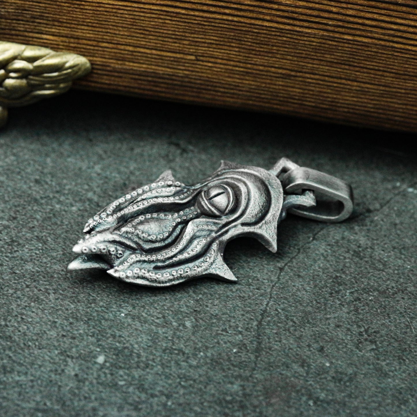 Eye of Cthulhu 925 Silver Pendant Necklace - Soul Totem of Cthulhu - Mythical Octopus Pendant