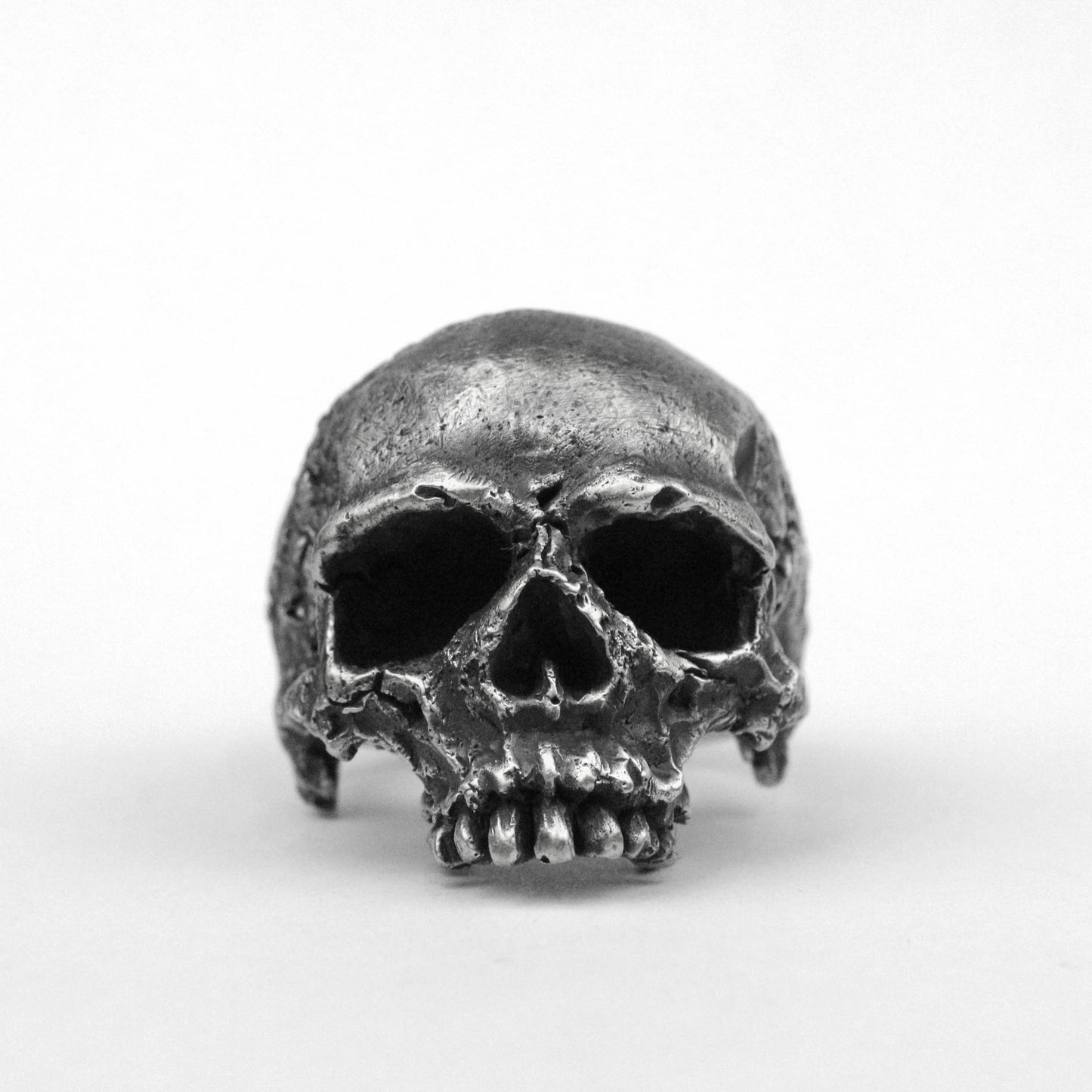 skull ring Unique Battle-damaged skull Unique Heavy Sugar Skull Ring Santa Muerte Keith Richards half jaw mens skull bike ring