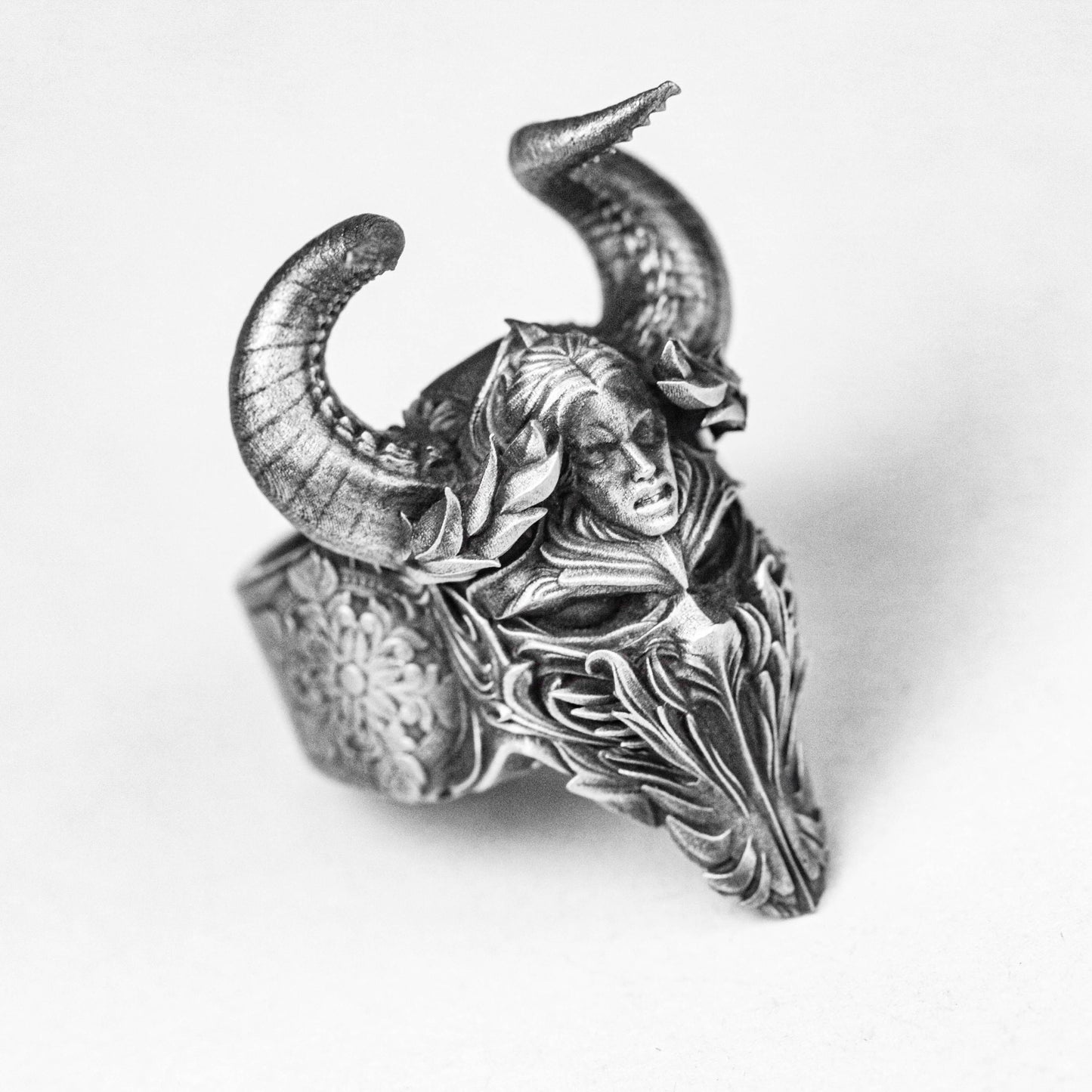 Evil Soul Helmet Ring - Mystery Gift - Art Nouveau - Cyberpunk Mask - Samurai Helmet Ring - Tactical Helmet Customization