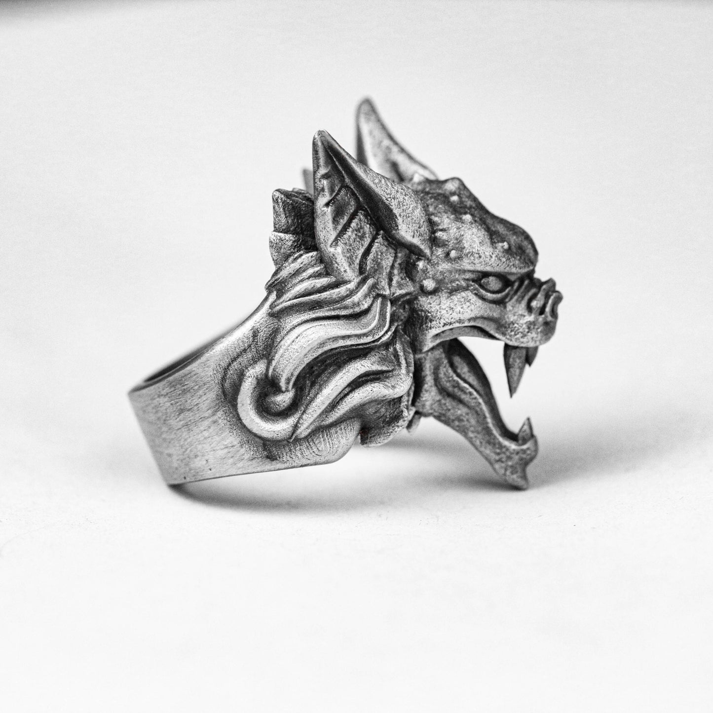 Bat Ghost Silver Ring - Gargoyle Head Ring - Travel Ring - Halloween Gift - Acrylic Animal Jewelry - Creepy Silver Jewelry