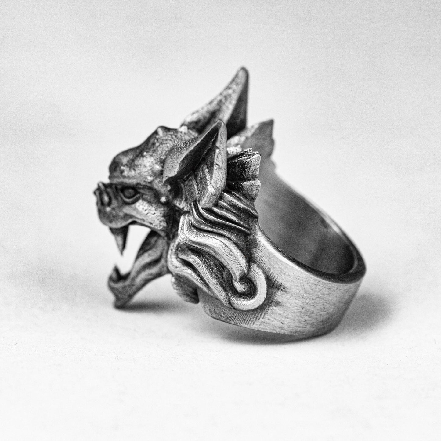 Bat Ghost Silver Ring - Gargoyle Head Ring - Travel Ring - Halloween Gift - Acrylic Animal Jewelry - Creepy Silver Jewelry