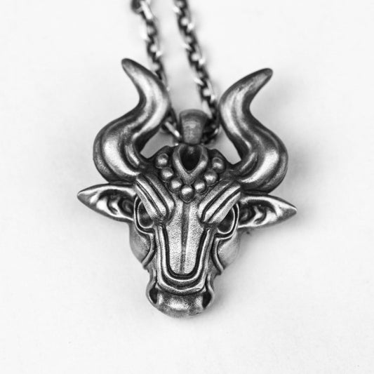 925 silver bull head pendant, oxidized taurus necklace, men's jewelry, bull head pendant, animal lover jewelry, gift for him