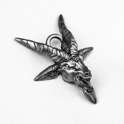 925 silver pentagram pendant, roaring sheep head pendant,Satan Ram Devil Eye Pendant