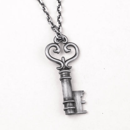 Peach Heart Pattern Key Pendant Vintage key 925 silver pendant necklace, Gothic silver necklace, key pendant, handmade personalized pendant.