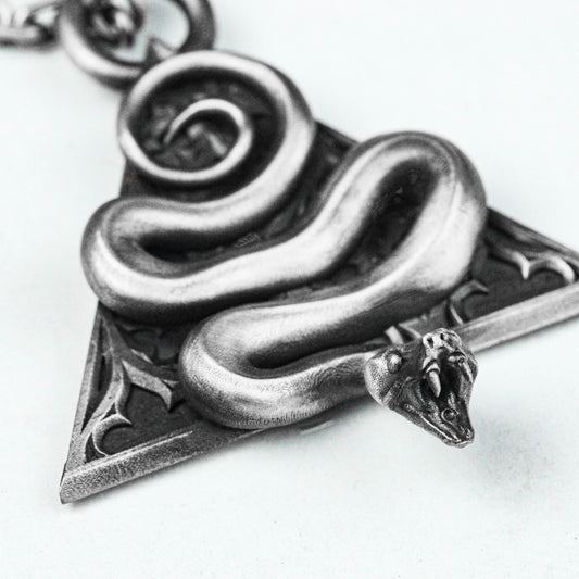 Silver Snake Necklaces - Beautiful Snake Pendants - Chain Necklaces - Snake Necklaces - Wildlife Pendants - Men's Accessories.