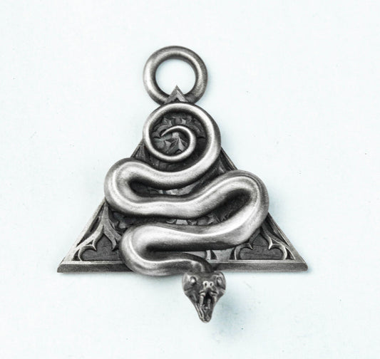 Silver Snake Necklaces - Beautiful Snake Pendants - Chain Necklaces - Snake Necklaces - Wildlife Pendants - Men's Accessories.